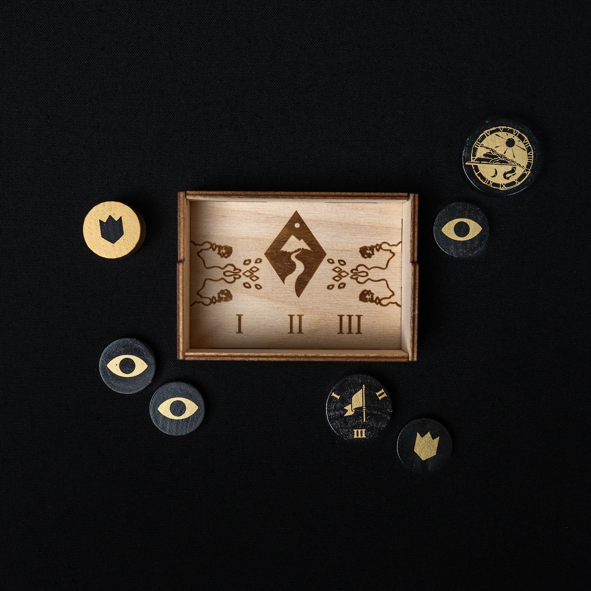 The Old King's Crown Organizer - Image 4